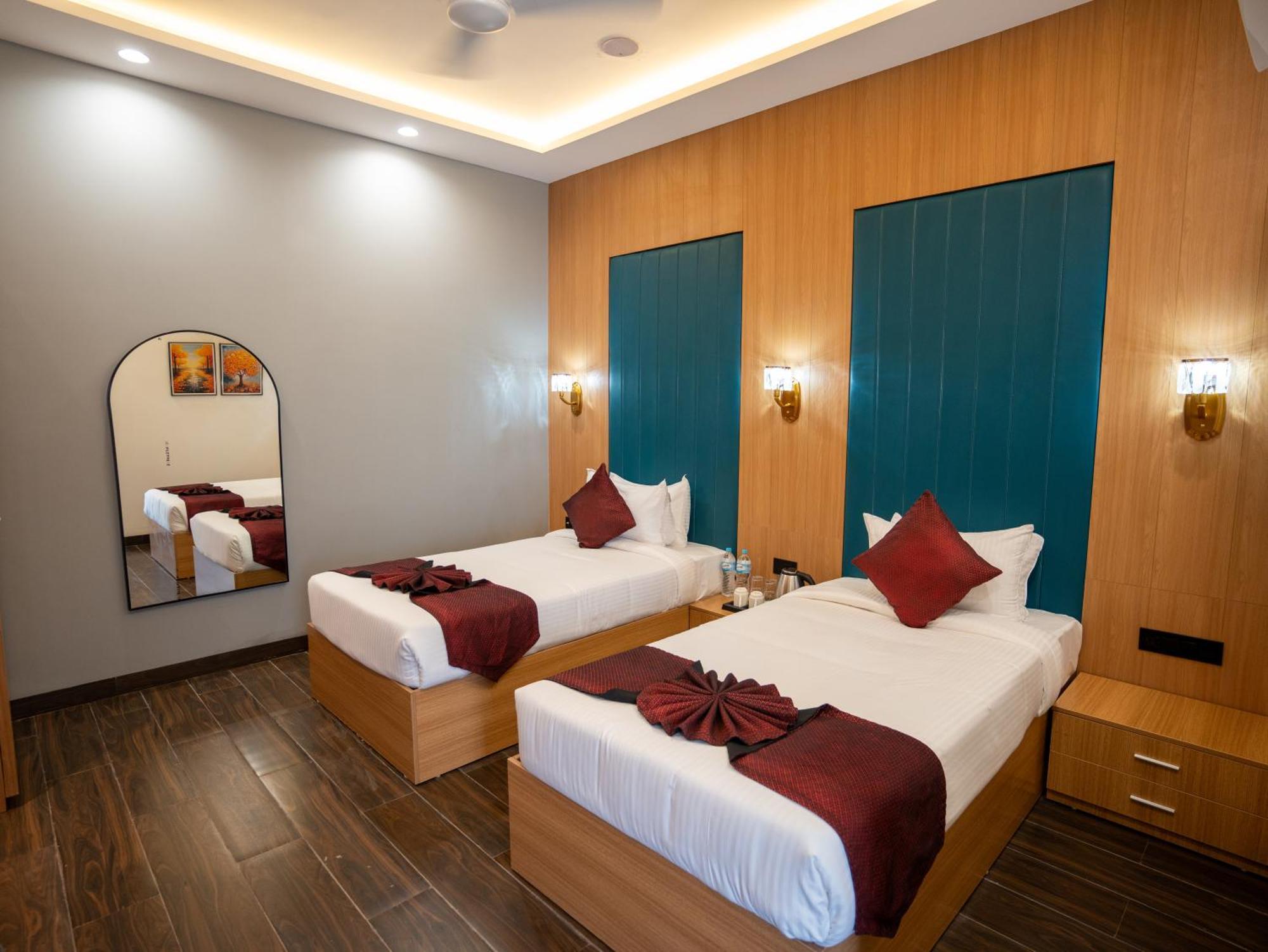 Hotel Alba Inn, Indore Exterior photo