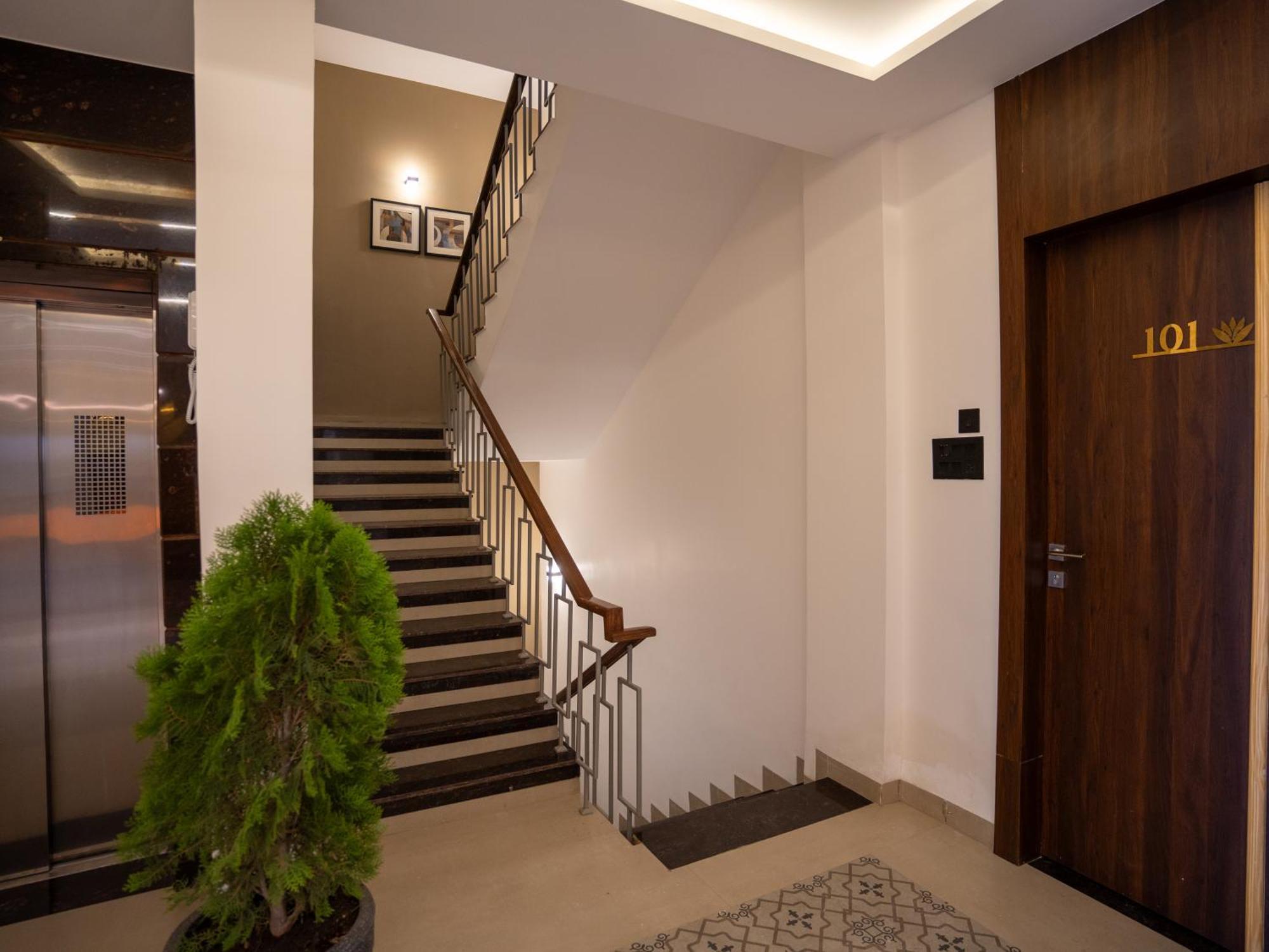 Hotel Alba Inn, Indore Exterior photo