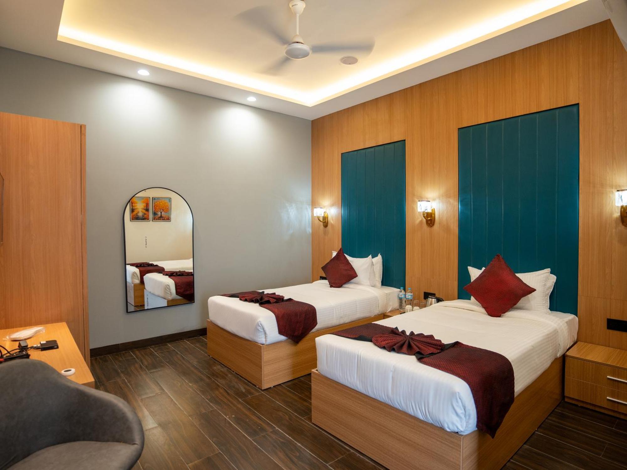 Hotel Alba Inn, Indore Exterior photo